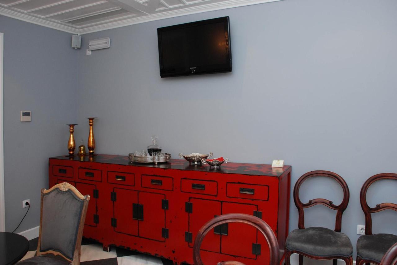 Il Palazzo Rooms & Suites 纳夫普利翁 外观 照片