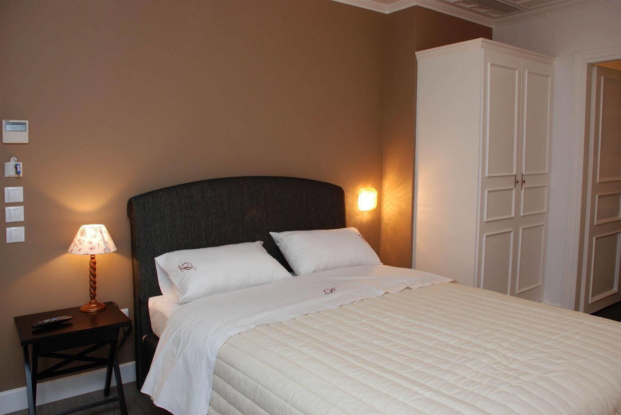 Il Palazzo Rooms & Suites 纳夫普利翁 外观 照片