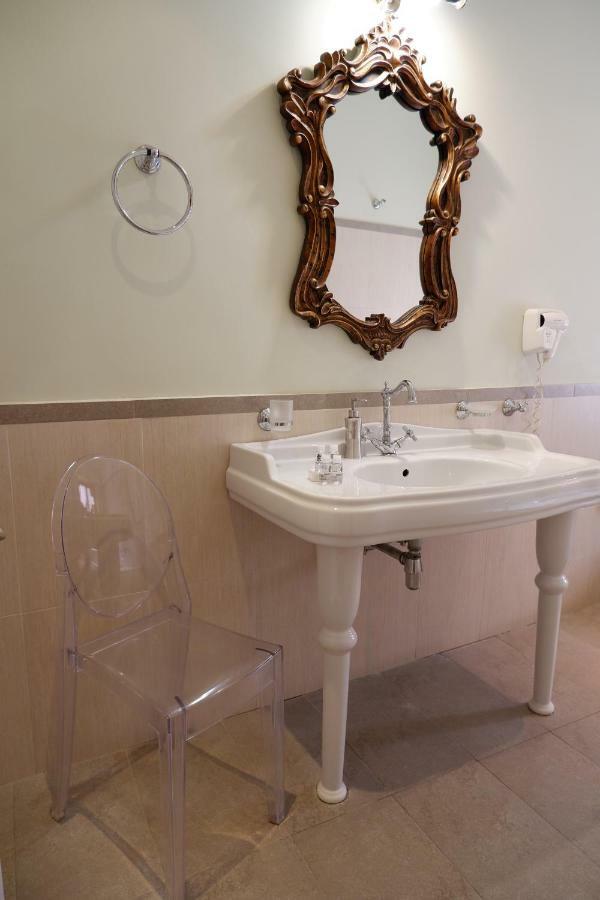 Il Palazzo Rooms & Suites 纳夫普利翁 外观 照片
